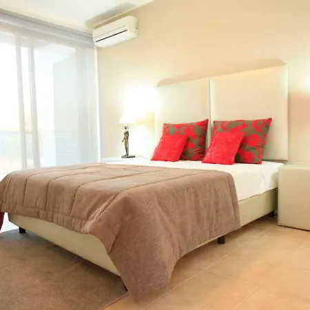 Parque de vacaciones Ocean View Residences 4*
