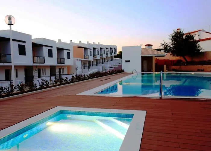 Ocean View Residences 4* Αλμπουφέιρα